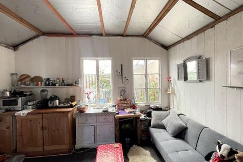 Kuala Beach Road, Porthtowan, Truro, TR4 8AA