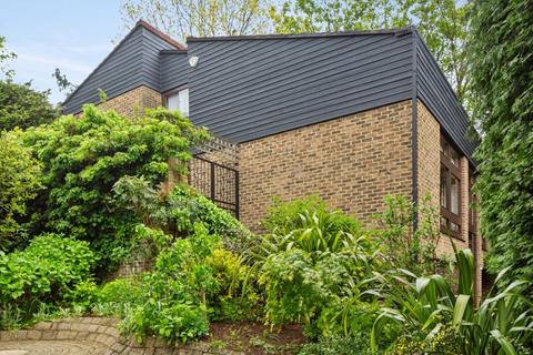 4 bedroom detached house for sale, Somerset Gardens, Highgate, N6