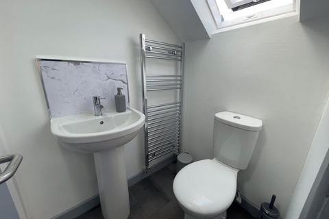 undefined, Inskip Terrace, Gateshead NE8