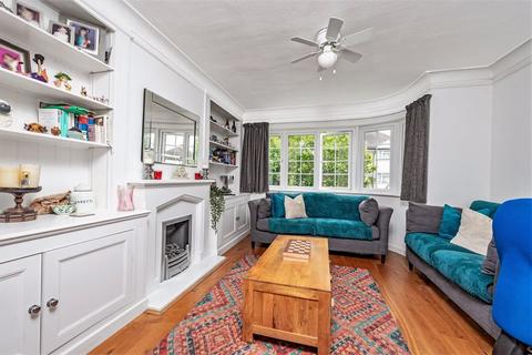 3 Meadow Hill, New Malden, KT3 5RQ