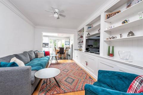 3 Meadow Hill, New Malden, KT3 5RQ