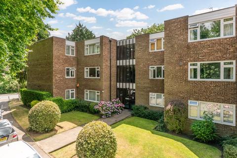 2 bedroom apartment to rent, Ashley Road, Walton-On-Thames