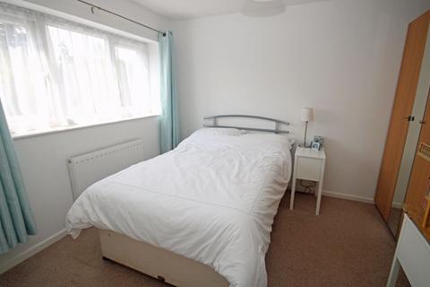 6 Mill Court, Fordingbridge, SP6 1JQ