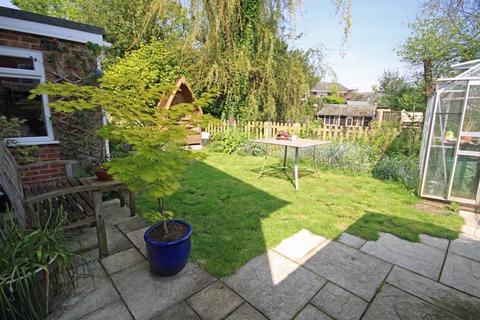 6 Mill Court, Fordingbridge, SP6 1JQ