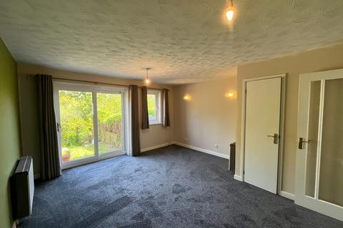 3 bedroom end of terrace house to rent, Packsaddle Close, Penryn TR10