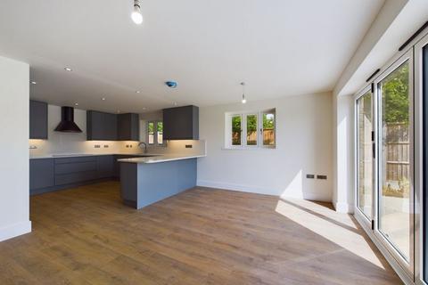 undefined, Manor Park, Keinton Mandeville