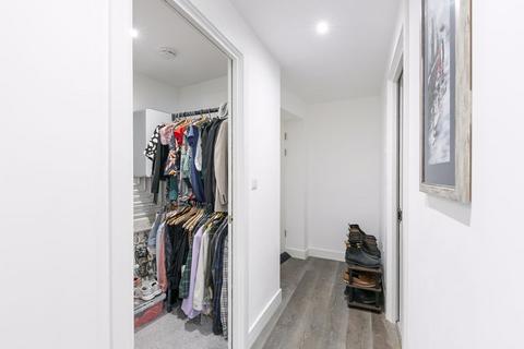 92 Whitestone Way, Croydon, CR0 4FG