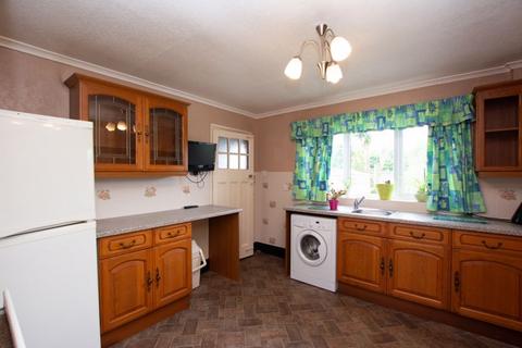 3 bedroom semi-detached house for sale, Crawford Avenue, Tyldesley M29 8EU