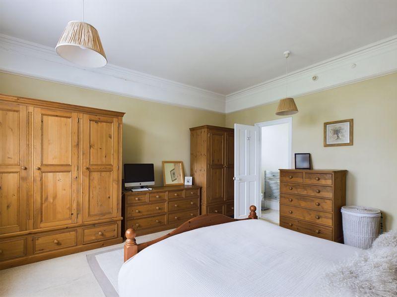 Bedroom with ensuite