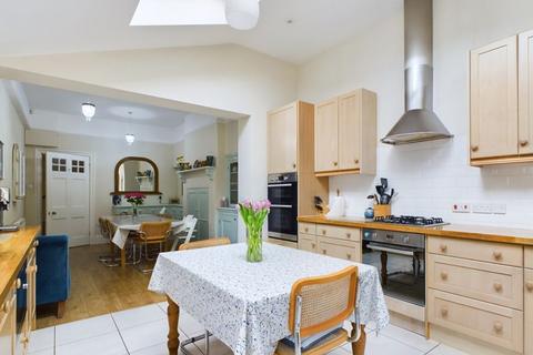 116 Midford Road, Bath, BA2 5RY