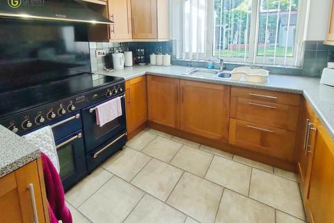 4 bedroom detached house for sale, Kingsleigh Drive, Birmingham B36
