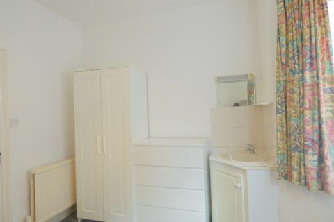 1 bedroom in a house share to rent, Cranbury Road