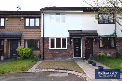 2 bedroom townhouse to rent, Watkins Drive, Manchester M25