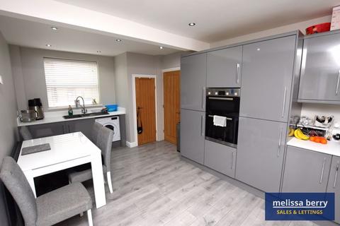 3 bedroom semi-detached house for sale, Oak Lane, Manchester M45