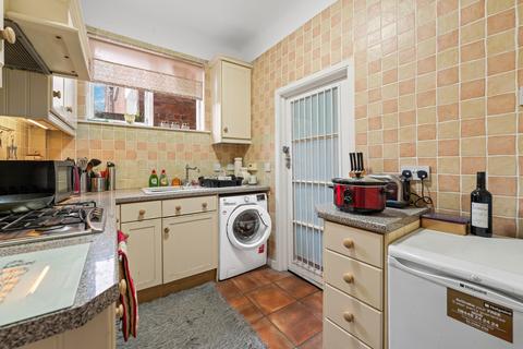 2 bedroom cottage for sale, Eaton Road, Chester CH4
