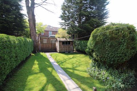 4 bedroom semi-detached house for sale, Richmond Avenue, Manchester M25