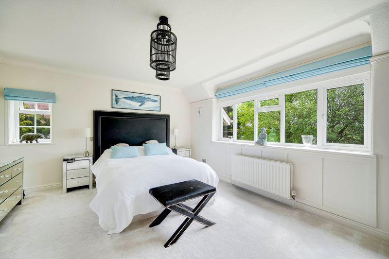 Principal bedroom