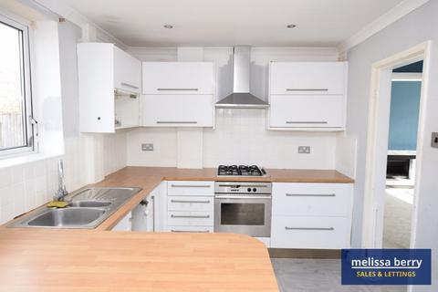 16 Harris Drive, Bury, BL9 8PS