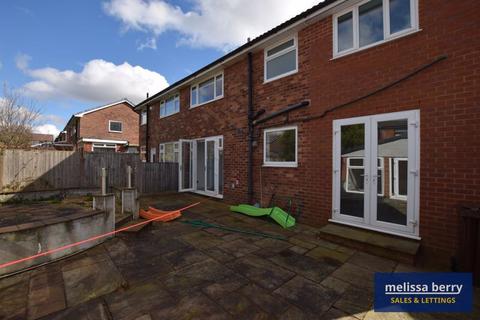 16 Harris Drive, Bury, BL9 8PS