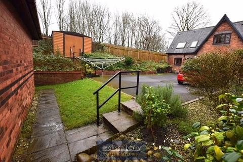 2 bedroom sheltered housing for sale, Charlton Avenue, Manchester M25