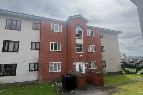 3 bedroom apartment to rent, Regency Court, Bradford BD8