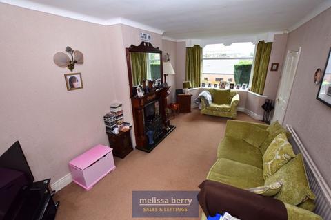 3 bedroom semi-detached house for sale, Hilton Lane, Manchester M25