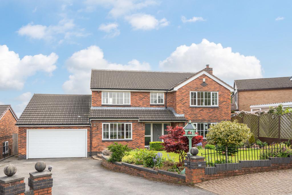 Greenton Avenue, Scholes, Cleckheaton 4 bed detached house for sale £