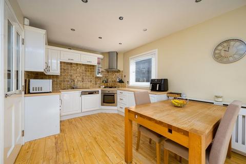 2 bedroom terraced house for sale, Crescent Lane, Dundee