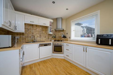 2 bedroom terraced house for sale, Crescent Lane, Dundee