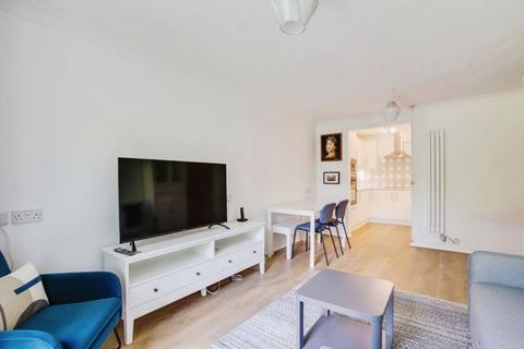 1 bedroom flat for sale, Boileau Road, Ealing W5
