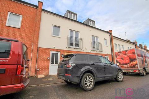 4 bedroom terraced house to rent, Stoneville Street, Cheltenham GL51