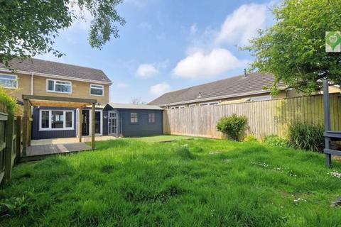 3 bedroom semi-detached house to rent, Summer Shard, South Petherton