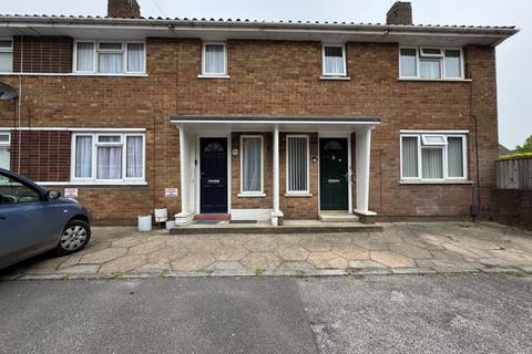 2 bedroom terraced house for sale, Drake Road, Poole BH15
