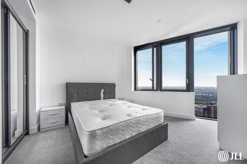2 bedroom apartment to rent, Amory Tower, London E14