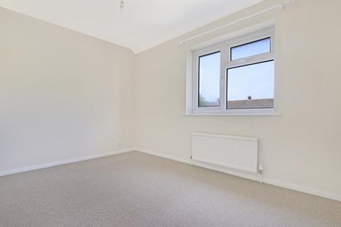 2 Gibson Close, North Weald, Epping, CM16 6JS