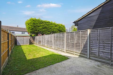 2 Gibson Close, North Weald, Epping, CM16 6JS