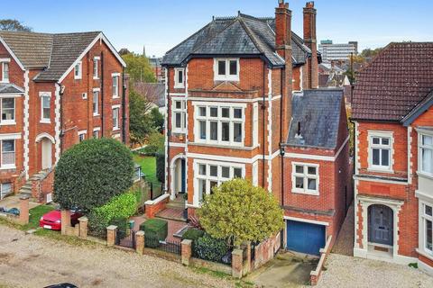 6 bedroom detached house for sale, Wellesley Road, Colchester