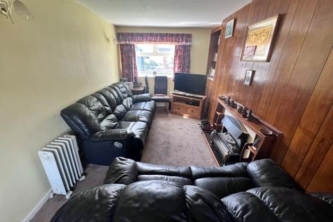 3 bedroom end of terrace house for sale, Birch Avenue, Burntwood