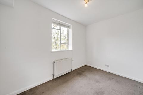 2 bedroom flat to rent, 14 Trinity Church Square, Southwark, London, SE1