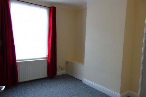 3 bedroom terraced house to rent, Northcote Street, Northampton, Northamptonshire, NN2 6BE