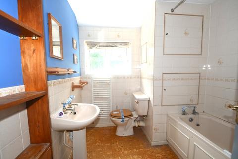 14 Barton Road, Slough, SL3 8DF