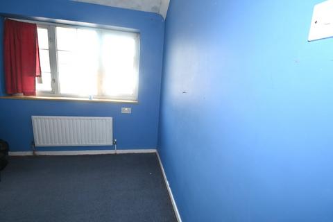 14 Barton Road, Slough, SL3 8DF