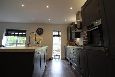 74 River View, Haworth, Keighley, BD22 8SB