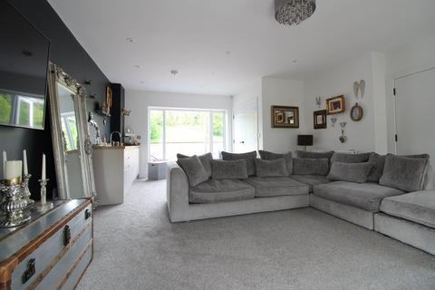 74 River View, Haworth, Keighley, BD22 8SB