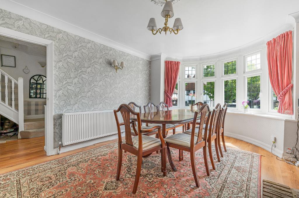 Archer Road, Orpington, Kent, BR5 2BS 5 bed detached house for sale £