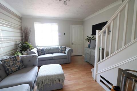2 bedroom terraced house to rent, Luton LU2