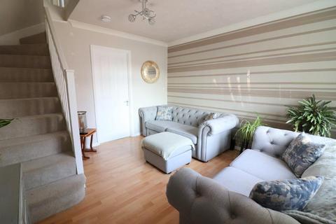 undefined, Luton LU2