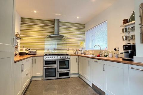 8 Clays Hill, Bramber, Steyning, BN44 3WD