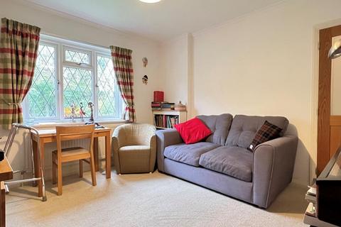 8 Clays Hill, Bramber, Steyning, BN44 3WD