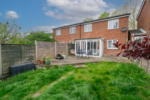 3 bedroom terraced house for sale, Eynsford Court, Hitchin, Hertfordshire, SG4